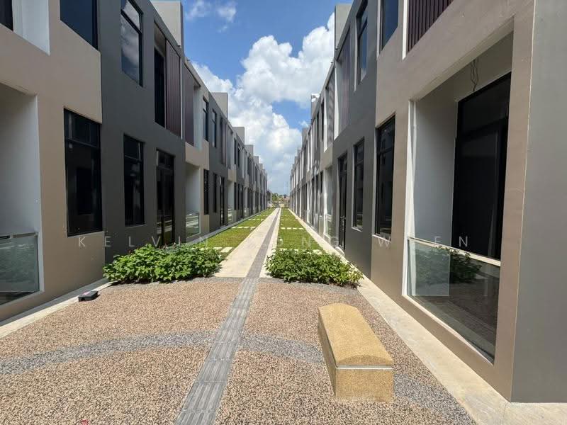 2-storey Terraced House for Sale in Puteri Harbour (Iskandar Puteri (Nusajaya)) - Kelvin Kong Wren - Exterior - PropertyGuru.com.my