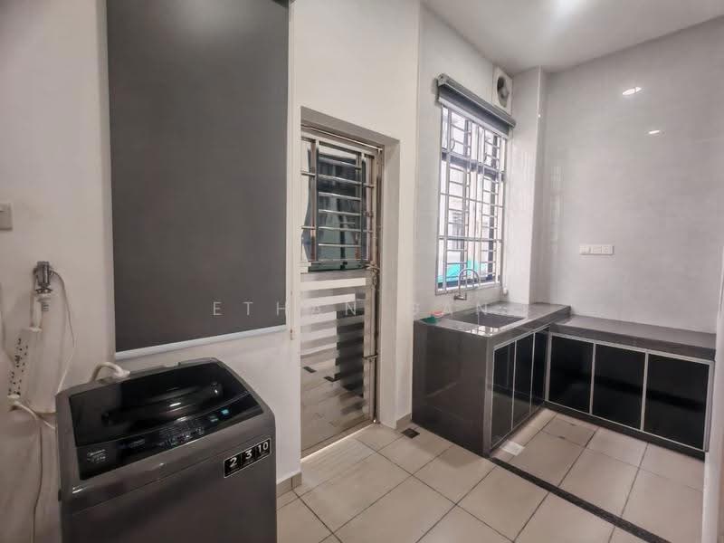 2-storey Terraced House for Rent in Bukit Indah (Iskandar Puteri (Nusajaya)) - Ethan Gan - Kitchen - PropertyGuru.com.my