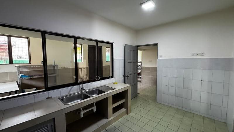 Bungalow House for Sale in Bangsar (Kuala Lumpur) - Yoong CF - Kitchen - PropertyGuru.com.my
