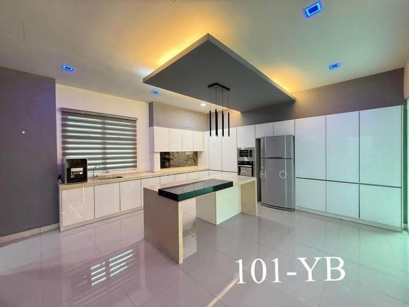 3-storey Terraced House for Sale in Shah Alam (Selangor) - Raymond Choo - Kitchen - PropertyGuru.com.my