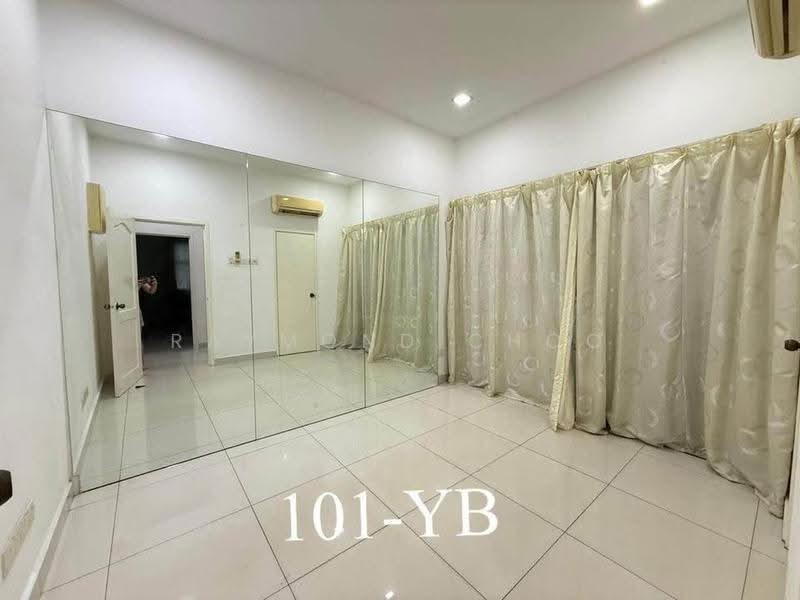3-storey Terraced House for Sale in Shah Alam (Selangor) - Raymond Choo - Interior - PropertyGuru.com.my