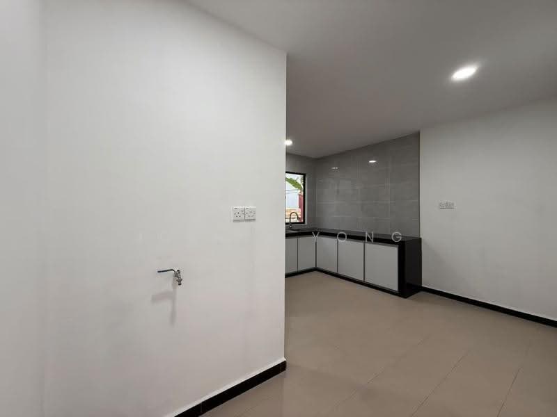 Rumah Teres 2-Tingkat untuk Dijual di Johor Bahru (Johor) - Joanne Yong - Kitchen - PropertyGuru.com.my