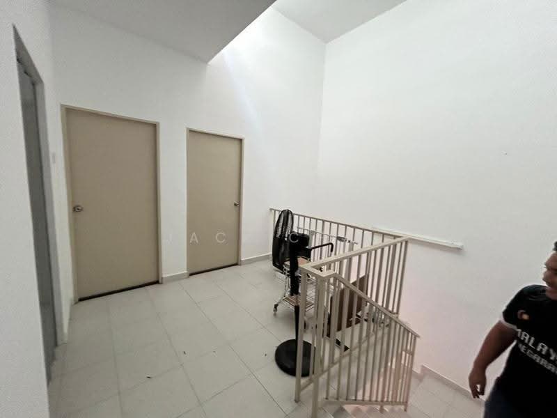 2-storey Terraced House for Sale in Kangkar Pulai (Skudai) - Jack Chai - Corridor - PropertyGuru.com.my