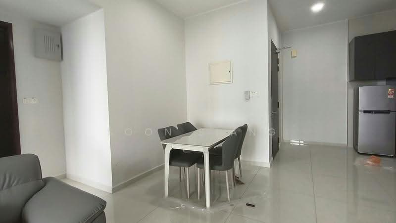 Kondominium untuk Disewa di Royal Strand @ Country Garden Danga Bay - Soon Siang - Dining Room - PropertyGuru.com.my