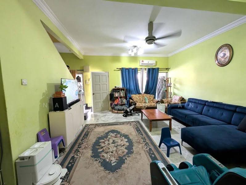 2-storey Terraced House for Sale in Usj 14 (Subang Jaya) - Natasha Shadan - Living Room - PropertyGuru.com.my