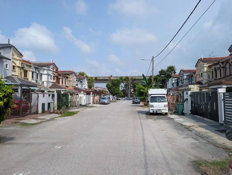 2-storey Terraced House for Sale in Usj 14 (Subang Jaya) - Natasha Shadan - Exterior - PropertyGuru.com.my