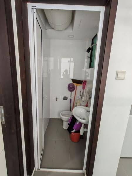 Pangsapuri untuk Dijual di Ponderosa Lakeside Apartment - Arshad . - Bathroom - PropertyGuru.com.my