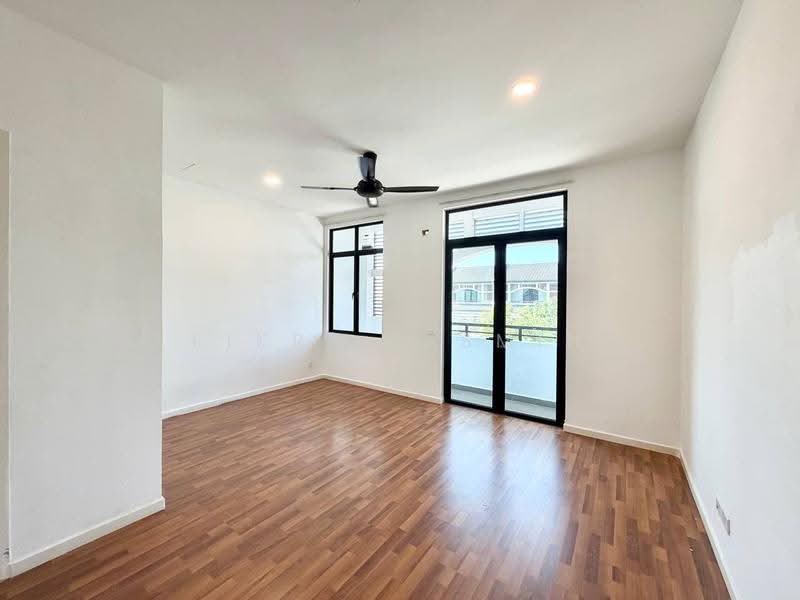 2-storey Terraced House for Sale in Eco Majestic (Semenyih) - Fikri Yasmin - Living Room - PropertyGuru.com.my