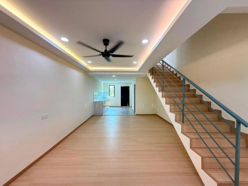 2-storey Terraced House for Sale in Bandar Putra Kulai (Kulai) - Kim Hon - Interior - PropertyGuru.com.my