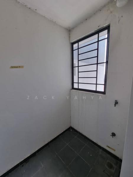 Pangsapuri untuk Dijual di Residensi Laguna Biru 2 - Zack Yahya - Interior - PropertyGuru.com.my