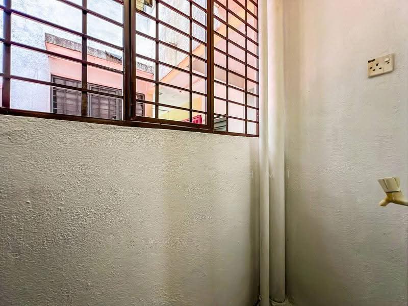 Rumah Flat untuk Dijual di Damai Utama - Farid Fahmi - PropertyGuru.com.my