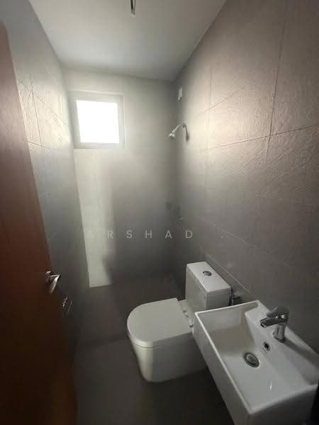 Rumah Teres 3-Tingkat untuk Dijual di Kulai (Johor) - Arshad . - Bathroom - PropertyGuru.com.my