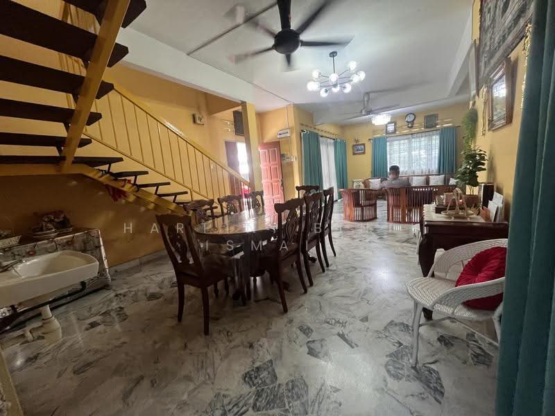 Bungalow House untuk Dijual di Segambut (Kuala Lumpur) - Hartini Binti Ismail - Dining Room - PropertyGuru.com.my