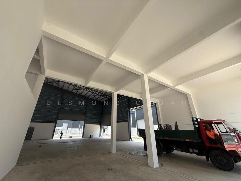 Warehouse for Rent in Perai (Penang) - Desmond Chuah - Interior - PropertyGuru.com.my