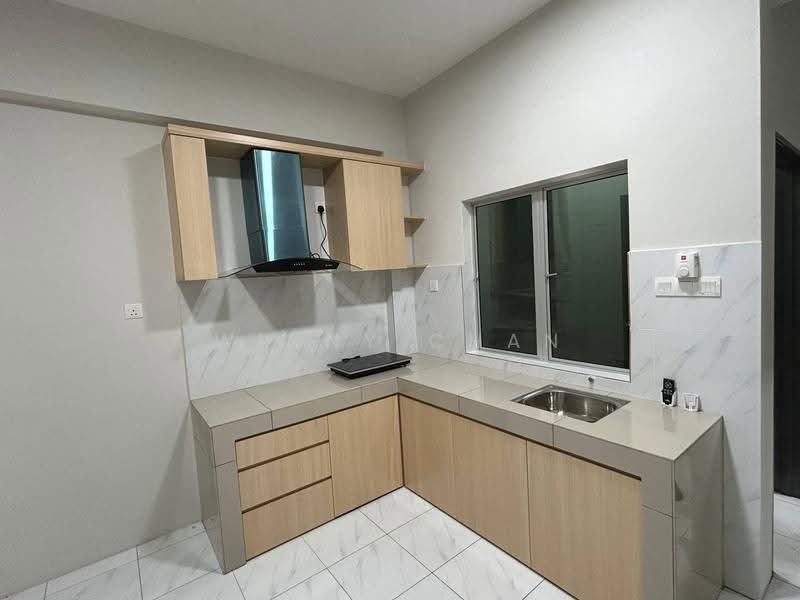 Pangsapuri untuk Dijual di Putra Bercham - Winny Chan - Kitchen - PropertyGuru.com.my