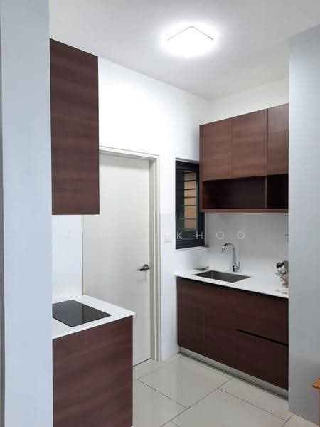 Kediaman Servis untuk Dijual di Three33 Residence - Jenny Khoo - Kitchen - PropertyGuru.com.my