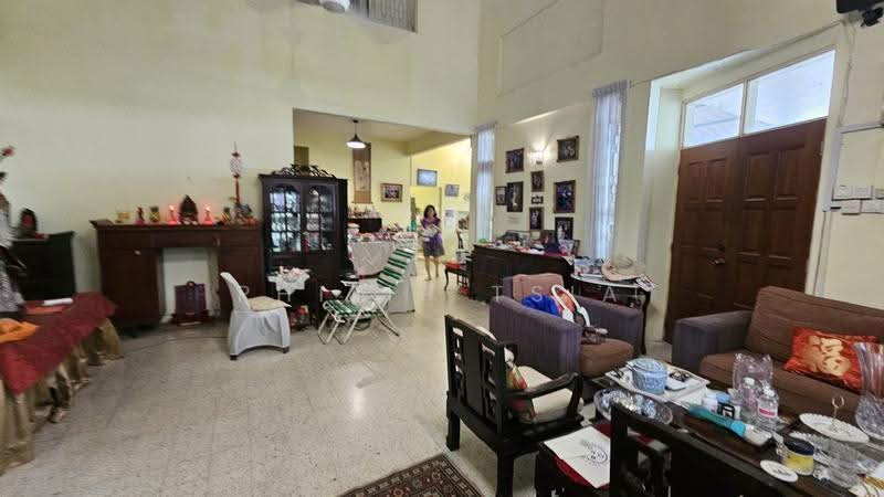 Bungalow House untuk Dijual di Damansara Heights (Kuala Lumpur) - Philip Tsia - Living Room - PropertyGuru.com.my