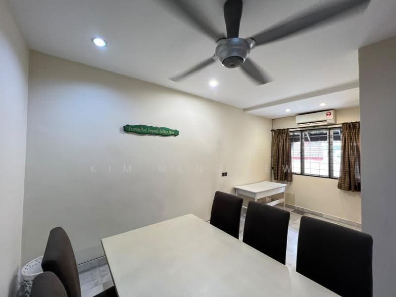 2-storey Terraced House for Sale in Bandar Sri Damansara (Selangor) - Kim Meng Lew - Dining Room - PropertyGuru.com.my