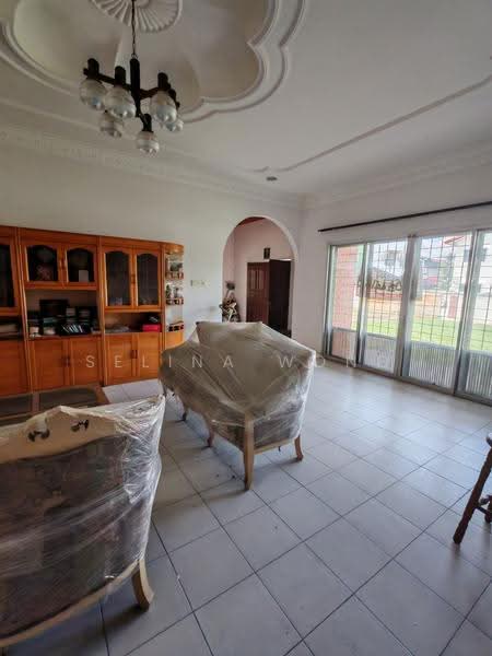 Bungalow House for Sale in Taman Canning (Ipoh) - Selina Wong - PropertyGuru.com.my