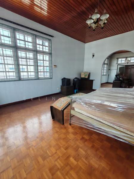 Bungalow House for Sale in Taman Canning (Ipoh) - Selina Wong - PropertyGuru.com.my