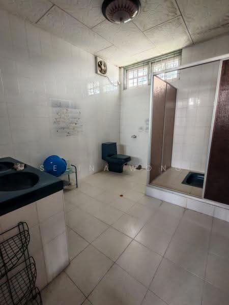 Bungalow House for Sale in Taman Canning (Ipoh) - Selina Wong - PropertyGuru.com.my