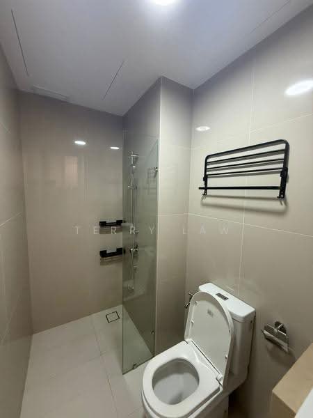 Service Residence for Rent at Southlink - Terry Law - Bathroom - PropertyGuru.com.my