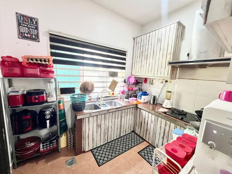 Rumah Berkembar untuk Dijual di Banting (Selangor) - Mohd Aizat Saiful Bahri - Kitchen - PropertyGuru.com.my