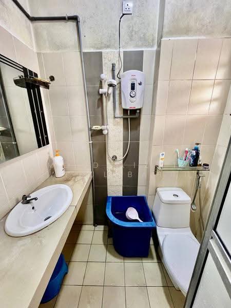 Rumah Berkembar untuk Dijual di Banting (Selangor) - Mohd Aizat Saiful Bahri - Bathroom - PropertyGuru.com.my