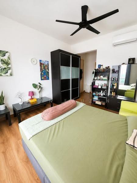 Kediaman Servis untuk Dijual di Saville @ Melawati - Zann Fauzan - Bedroom - PropertyGuru.com.my