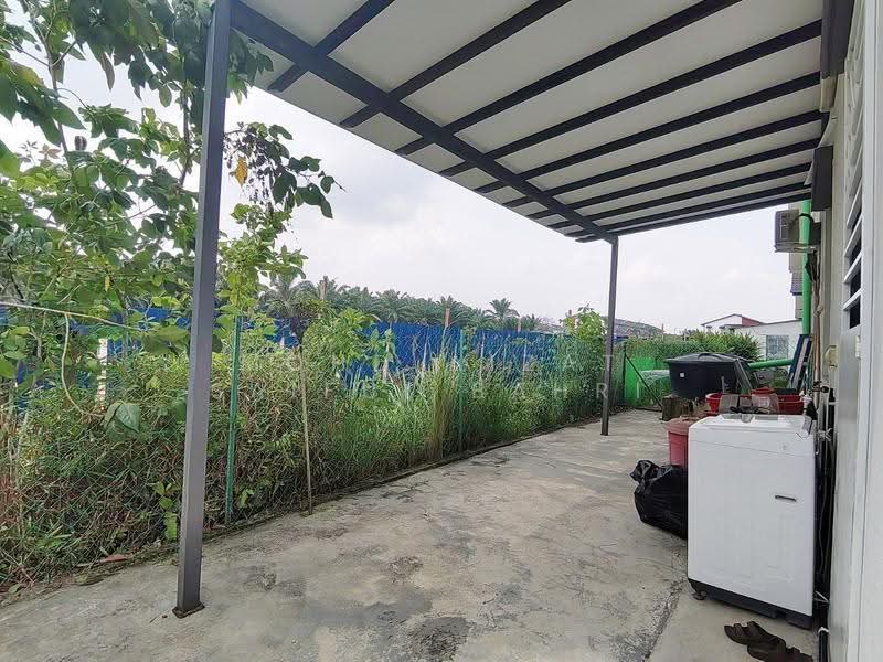 Semi-Detached House for Sale in Kampung Batu 9 Kebun Baru (Telok Panglima Garang) - Mohd Aizat Saiful Bahri - Exterior - PropertyGuru.com.my