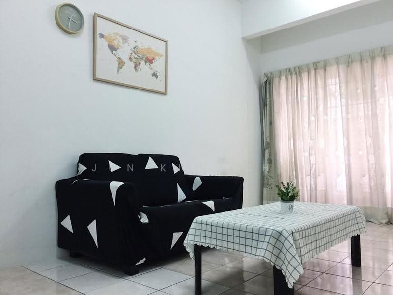 Kondominium untuk Disewa di Evergreen Park Acorn & Hazel - Jun Kien Chu - Living Room - PropertyGuru.com.my
