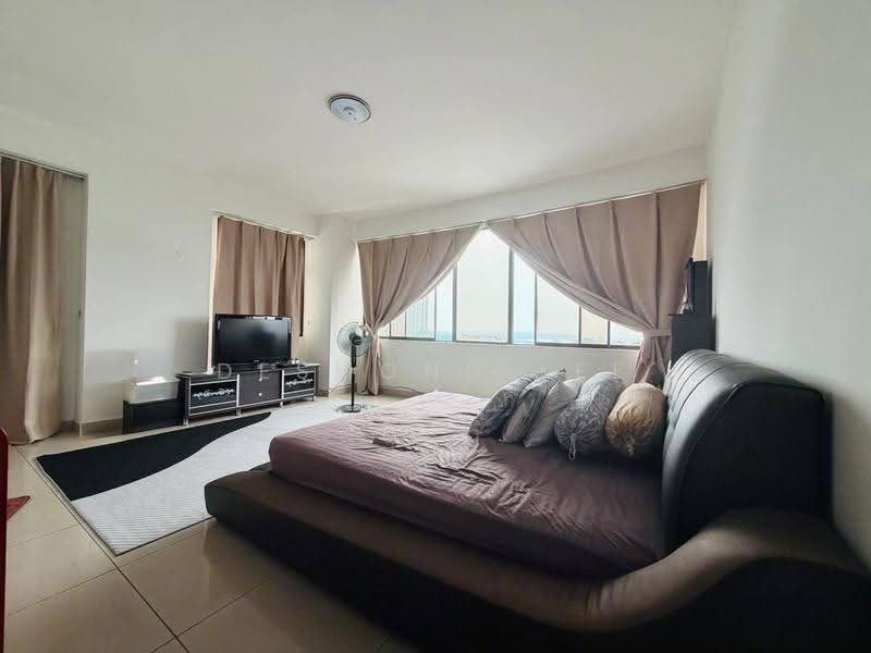 Condominium for Rent at Aloha Tower Condominium - Desmond Lee - Bedroom - PropertyGuru.com.my