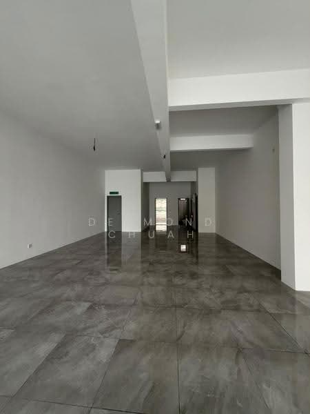 Shop for Rent in Bukit Jambul (Penang) - Desmond Chuah - Interior - PropertyGuru.com.my