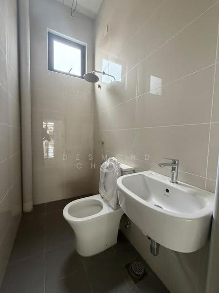 Shop for Rent in Bukit Jambul (Penang) - Desmond Chuah - Bathroom - PropertyGuru.com.my