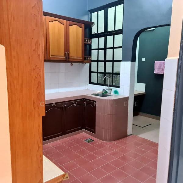 Rumah Teres 1.5-Tingkat untuk Dijual di Taman Molek (Johor Bahru) - Calvin Lee - PropertyGuru.com.my
