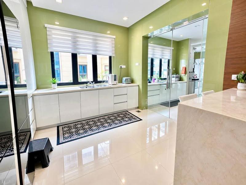Bungalow House for Sale in Taman Melawati (Ulu Kelang) - Mohd Aizat Saiful Bahri - Kitchen - PropertyGuru.com.my