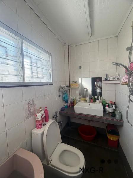 1-storey Terraced House for Sale in Klang (Selangor) - Ivy Por - Bathroom - PropertyGuru.com.my