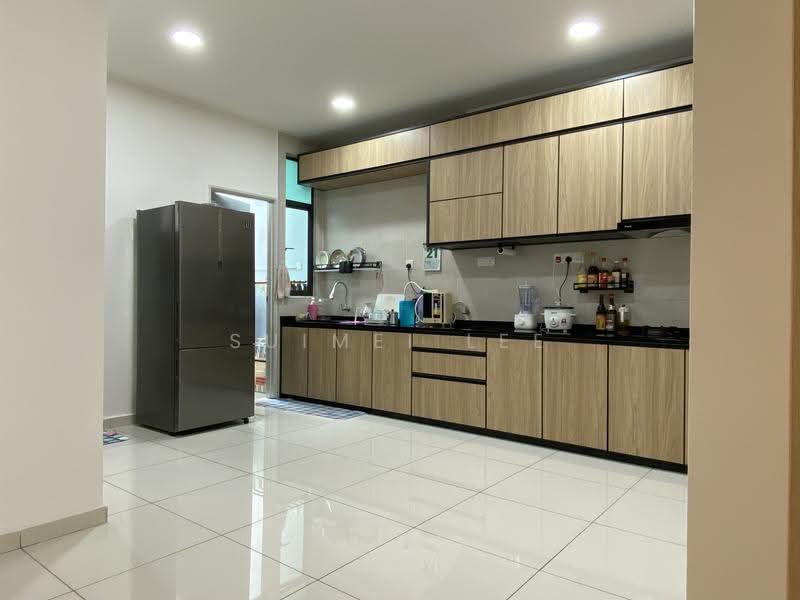 Rumah Teres 2-Tingkat untuk Dijual di Taman Sutera Utama (Skudai) - Suimei Lee - Kitchen - PropertyGuru.com.my