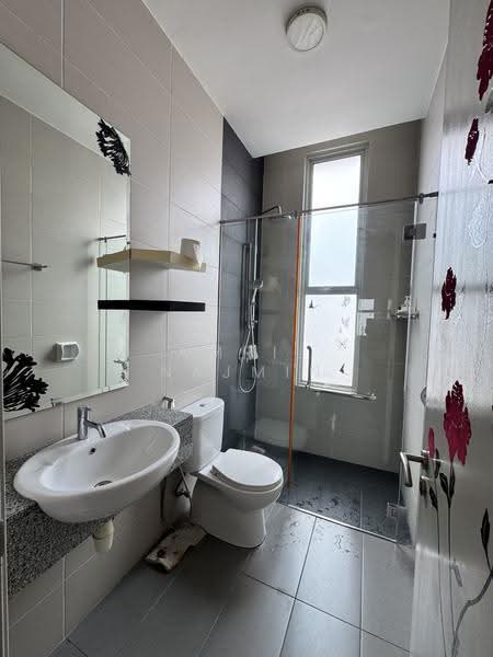 Bungalow House for Sale in Seksyen 13 (Shah Alam) - Amril Najmin - Bathroom - PropertyGuru.com.my