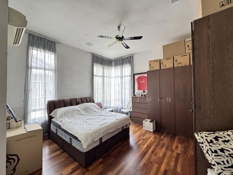 Bungalow House for Sale in Seksyen 13 (Shah Alam) - Amril Najmin - Bedroom - PropertyGuru.com.my
