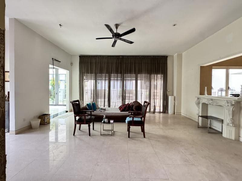 Bungalow House for Sale in Seksyen 13 (Shah Alam) - Amril Najmin - Living Room - PropertyGuru.com.my