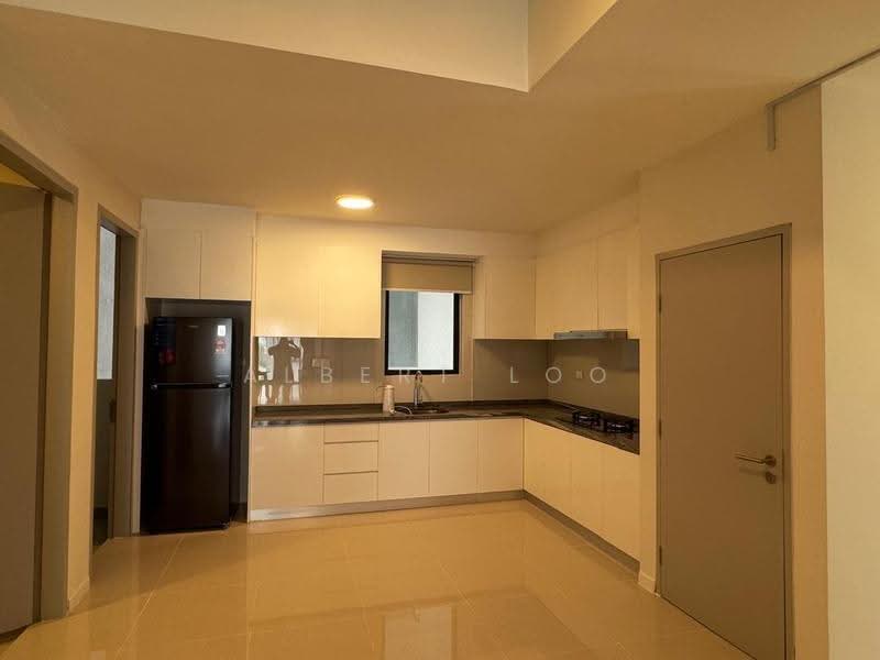 Kediaman Servis untuk Dijual di Sapphire Paradigm - Albert Loo - Kitchen - PropertyGuru.com.my