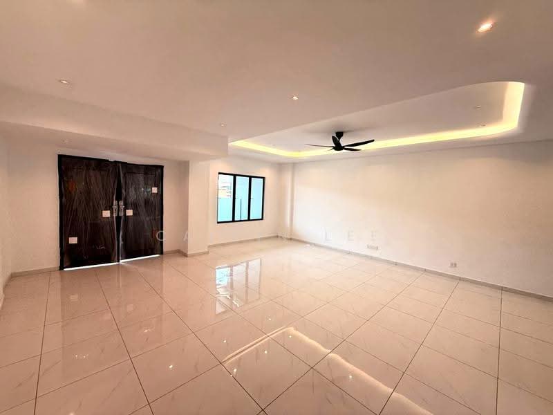2-storey Terraced House for Sale in Taman Melawati (Skudai) - Calvin Lee - Living Room - PropertyGuru.com.my