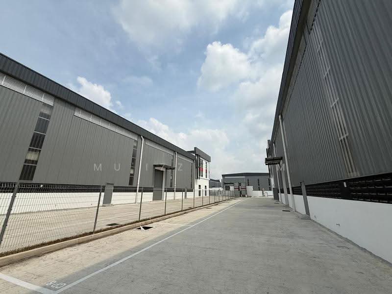 Factory for Rent in Sungai Manggis (Banting) - Mu'izz Halim - Exterior - PropertyGuru.com.my