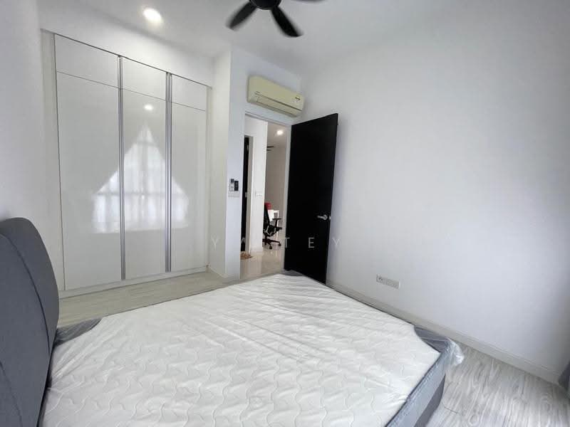 Service Residence for Rent at Setia Sky 88 - YY Tey - Bedroom - PropertyGuru.com.my