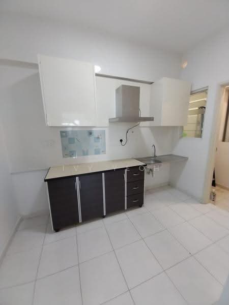 Condominium for Rent at i-Santorini - Ivy Yeoh - Kitchen - PropertyGuru.com.my