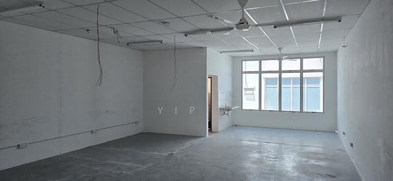 Shop / Office untuk Disewa di Austin Crest (Johor Bahru) - Yip . - Interior - PropertyGuru.com.my
