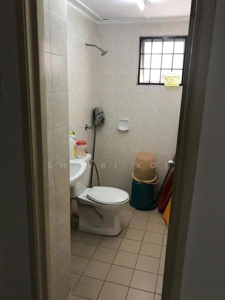 Kondominium untuk Dijual di D'aman Crimson - Sherri Koh - Bathroom - PropertyGuru.com.my