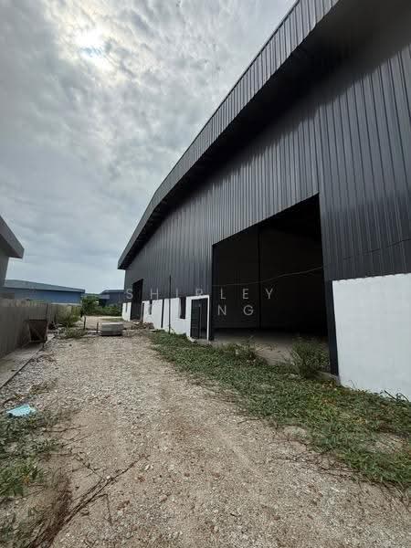 Semi-D Factory for Sale in Butterworth (Penang) - Shirley Ch'ng - Exterior - PropertyGuru.com.my