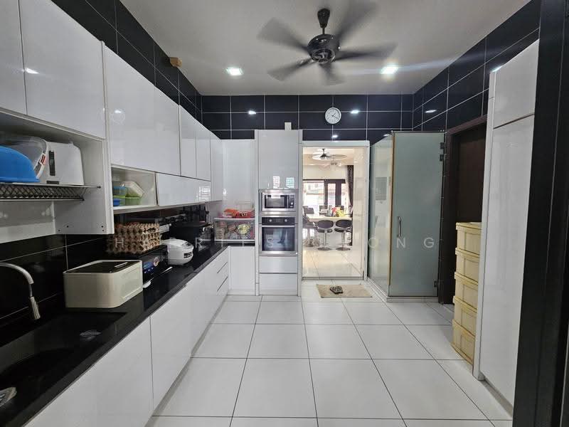 Bungalow House for Sale in Bukit Sungai Long 2 (Bandar Sungai Long) - Harries Chong - Kitchen - PropertyGuru.com.my